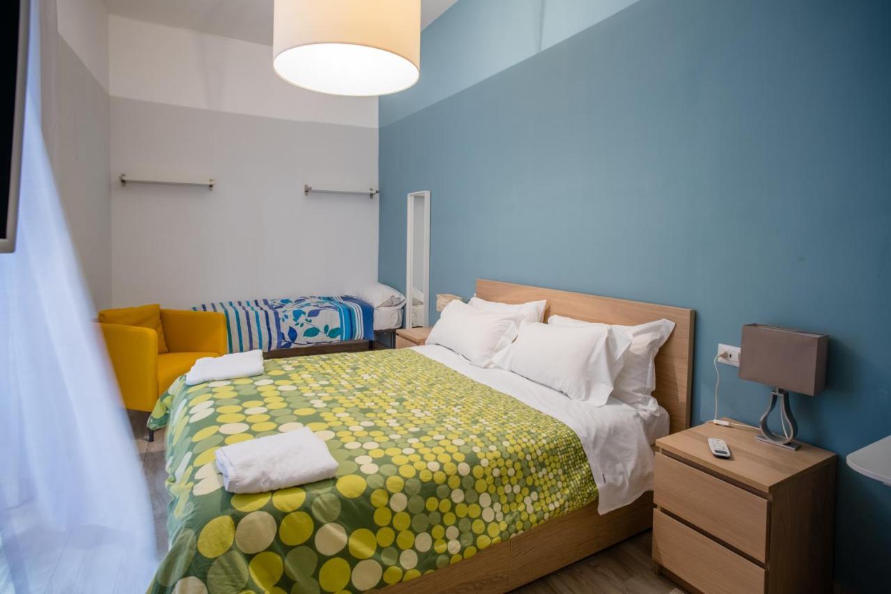 Stay In Naples Flats Toledo Bagian luar foto