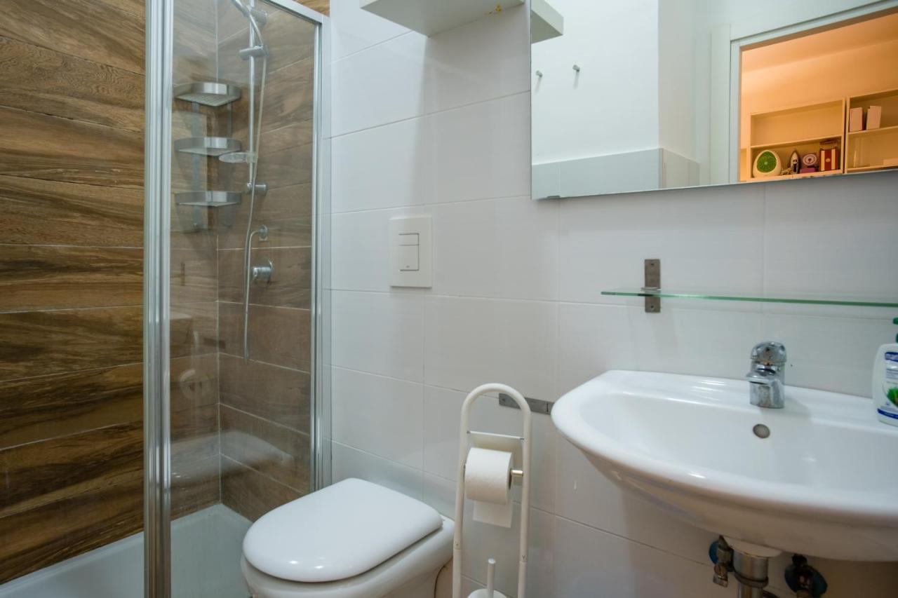 Stay In Naples Flats Toledo Bagian luar foto